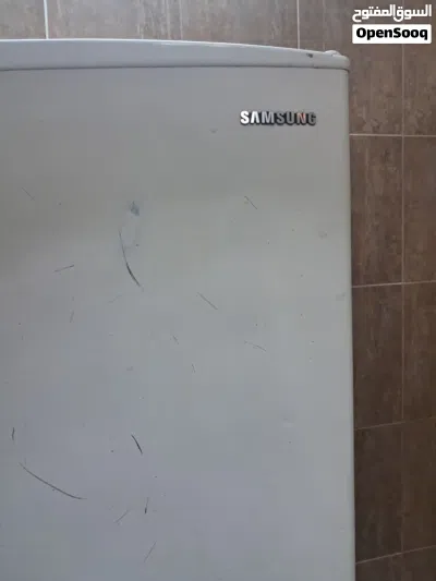 ثلاجة سامسونج بحالة الوكالة 2