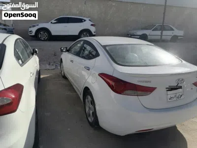 Hyundai Elantra GL 3