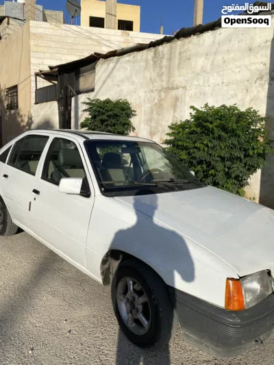 أوبل كاديت 4