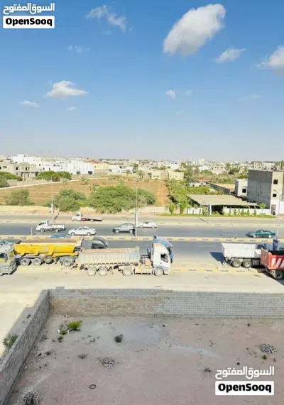 فيلا سكنية مكونه من 5 شقق تطل على طريق طرابلس بسعر فرصة 2