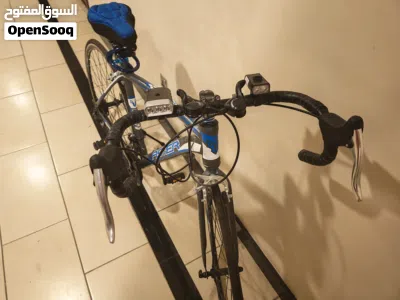 Used road bike - alloy frame with drop handlebars, 3