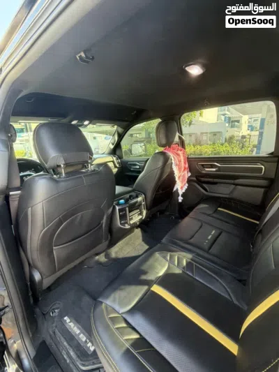 Dodge Ram Big Horn 3