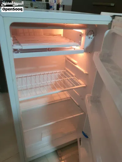 urgent sale fridge 4
