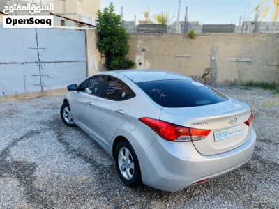 هيونداي افانتي SE 3