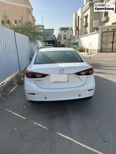 Mazda 3 Standard 3
