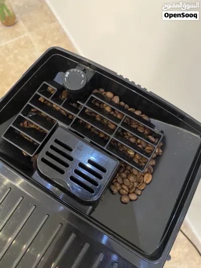 للبيع ماكينة قهوة ديلونجي ماجنيفيكا ستارت (DeLonghi Magnifica Start) بحالة ممتازة 4