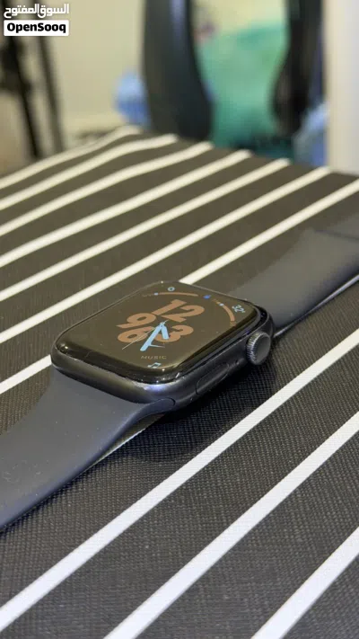 Apple watch 44 2