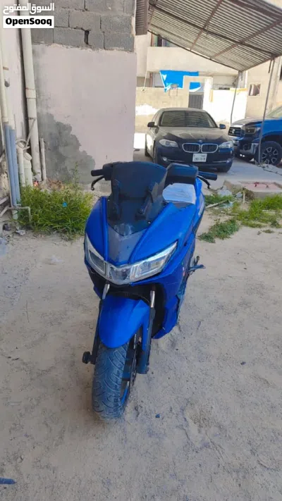 Aprilia Tuono 125 3
