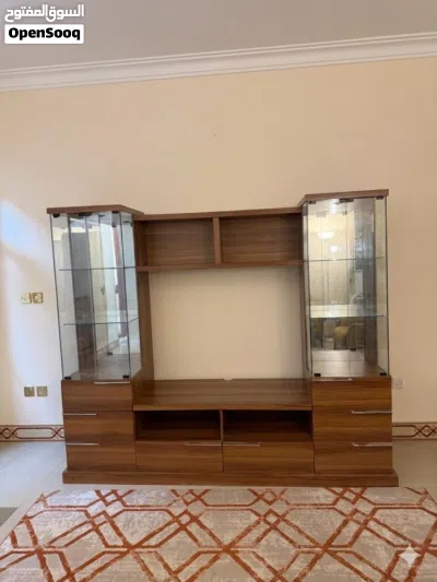 مكتبه للبيع بحاله جيده 2