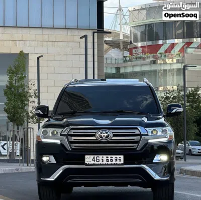 Toyota Land Cruiser VXR 4