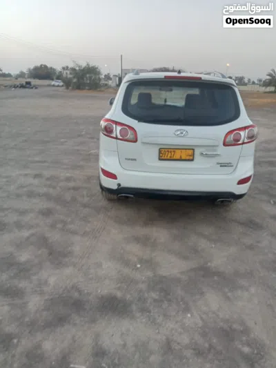 Hyundai Santa Fe Standard 2