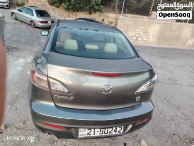 Mazda 3 Standard 4