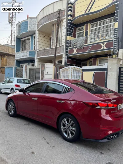 Hyundai Elantra Limited 2
