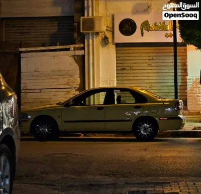 Volvo S 40 Standard 2