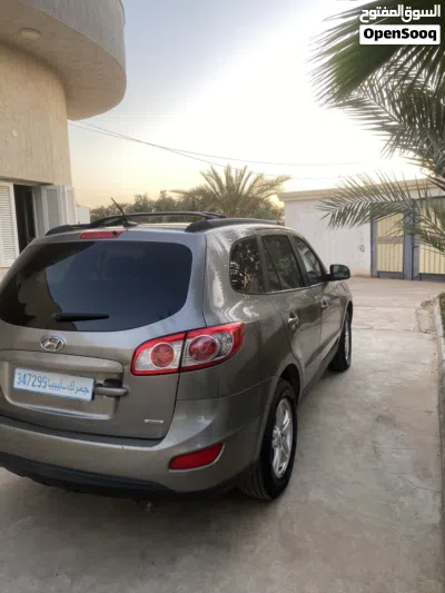 Hyundai Santa Fe GLS 4
