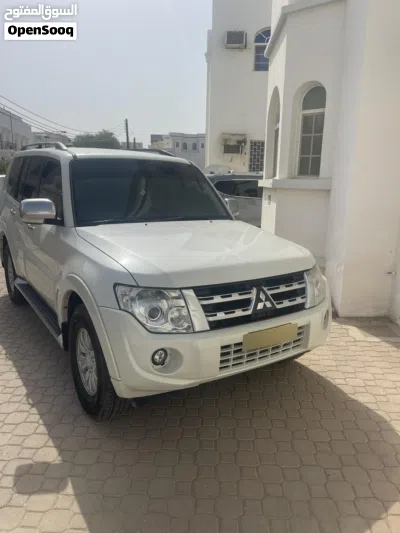ميتسوبيشي باجيرو GLS 2