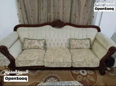 طقم كنب خشب ثقيل جدا 7 مقاعد ،، للبيع بداعي السفر ،، اضافة لاثاث بيت 2