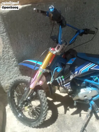 Suzuki Burgman 200 2