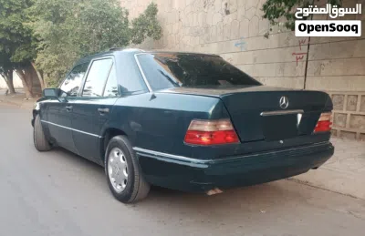 Mercedes Benz E-Class E 320 3
