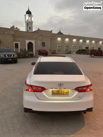 Toyota Camry LE 2
