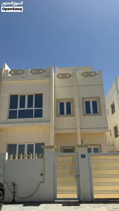 Villa for rent in alkhoud /ڤيلا للايجار في الخوض 2