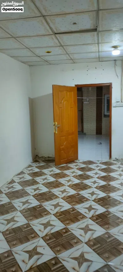 شقه على شارع تجاري تصلح سكن او مشروع تجاري 4