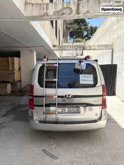 Hyundai H1 GLS 3