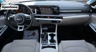 Kia K5 EX 4