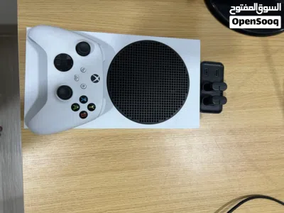 اكس بوكس سيريس اس نضيف نسخه 2022 ما مفتوح مساحته 512G ويا2 بطاريه ما مفتوحه الجهاز على فحص وبي مجال 4