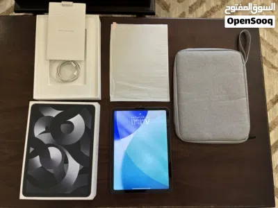 ايباد اير M1 (مساحة 256GB) بحالة الوكالة مع الكرتونة الأصلية وحافظة أنيقة وكامل ملحقاته iPad Air 5 2