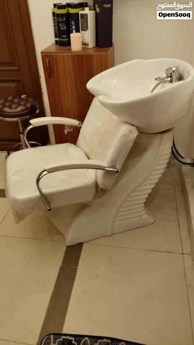 عده صالون ومساج للبيع 2