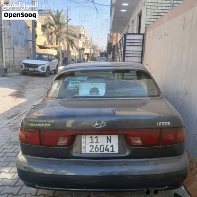 Hyundai Sonata SE 2