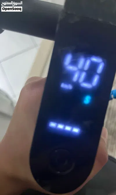 سكوتر كهربائي للبيع مابي ولا شي نظيف يمشي 40 وسعر 400 قابل للتفاوض 3