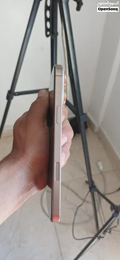 للبيع iPhone 16 Pro Max 256GB - اللون الذهبي المميز نضافة توب 2