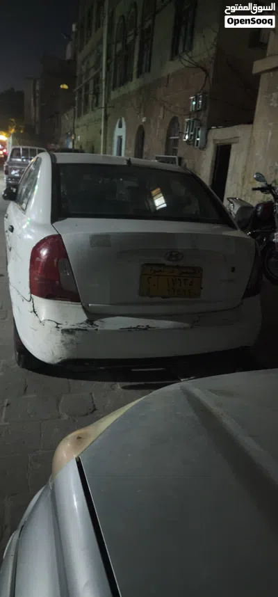 Hyundai Accent Standard 4