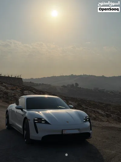 Porsche Taycan Taycan 3