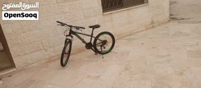 دراجه هوائيه مع قفل 2