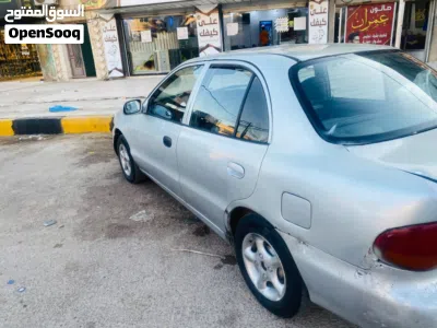 Hyundai Accent Standard 2