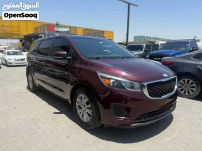 Kia Sedona LX 2