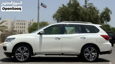 Nissan Pathfinder SL 4