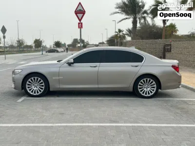 بي ام دبليو الفئة 7 730 3