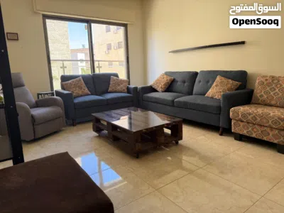 طقم كنب مستعمل بحالة ممتازة 4