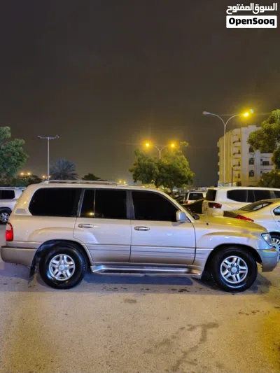 Lexus LX LX 470 3