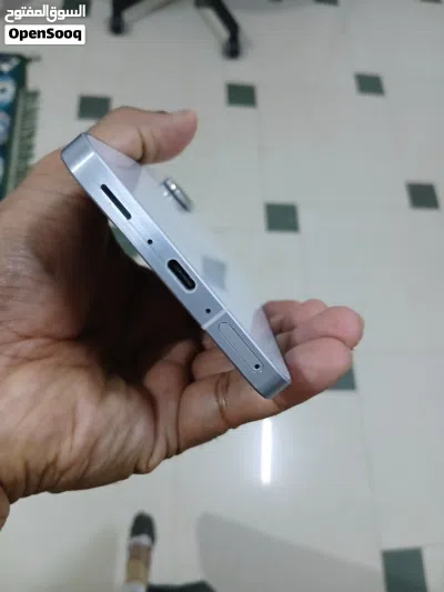 Samsung A56 (8+256 gb) 4