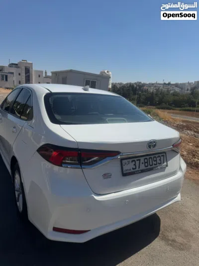 Toyota Corolla Hybrid 3