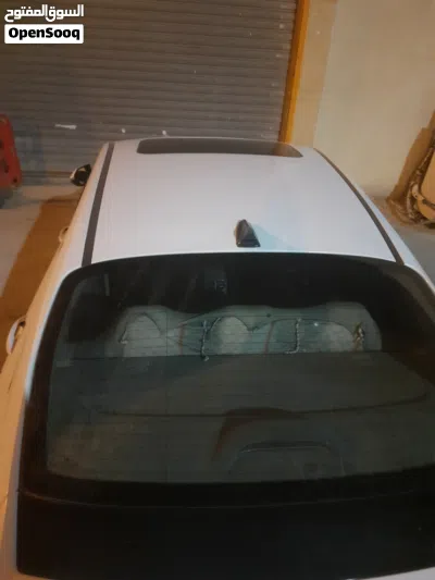 Hyundai Elantra GL 3