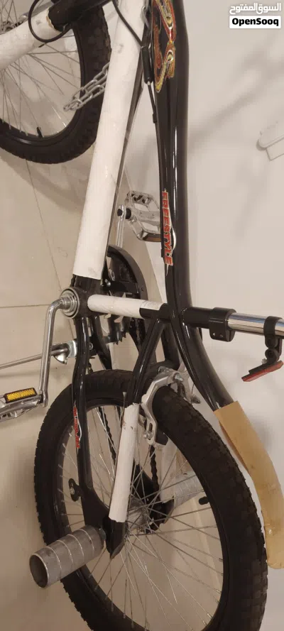 دراجه هوائيه (تصميم الـ BMX) شبه جديد سعر مناسب 2