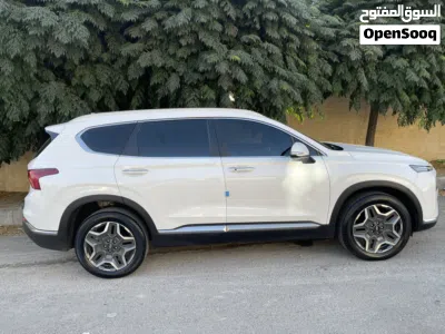 Hyundai Santa Fe Limited 4