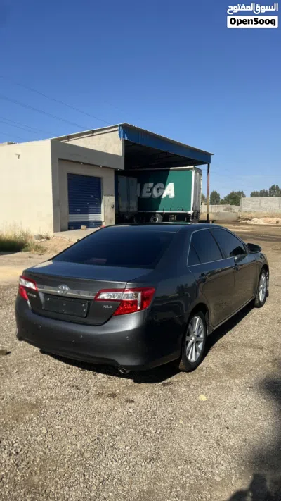 Toyota Camry XLE 3