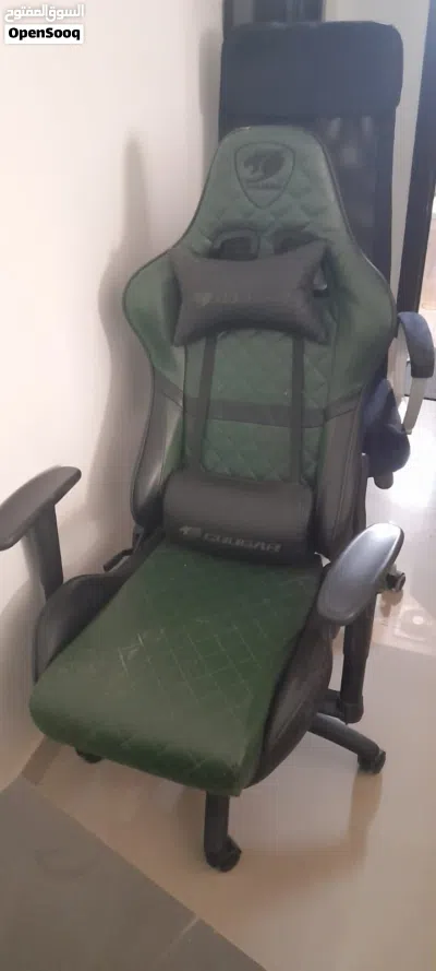 Cougar Gaming Chair Outirder Max. 160 Kgs Green 3